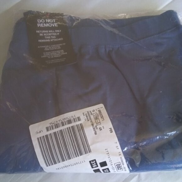 Catherines Royal Blue Suprema Capris- 4X-NWT - Picture 4 of 4